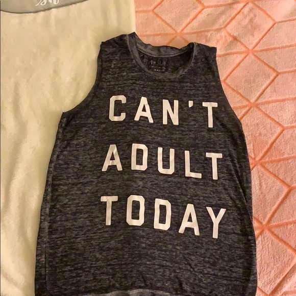Tops - Gray tank top, lightweight